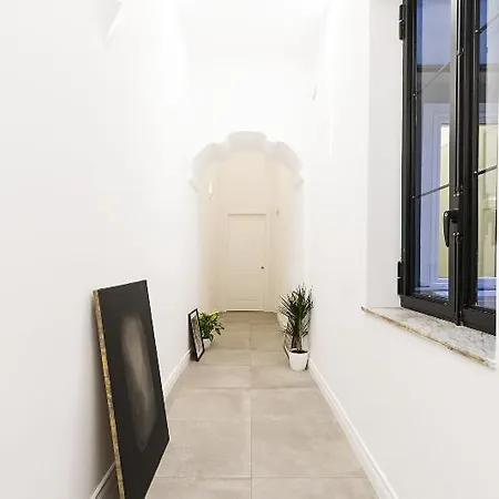 Bellini Naples