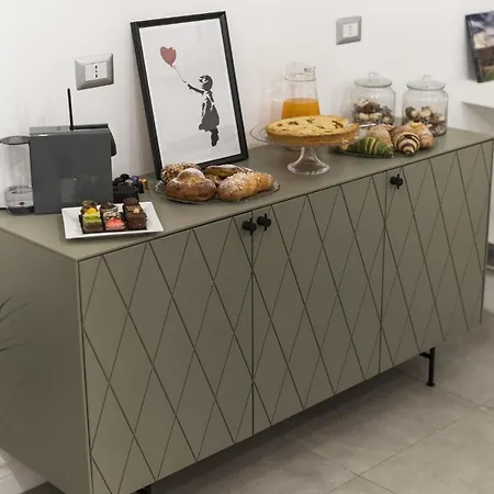 Bellini Nocleg ze śniadaniem 2*